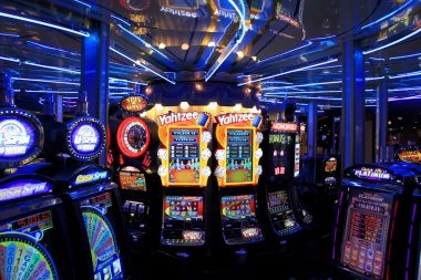 cosmicslot এর প্রধান গেম স্ক্রিন